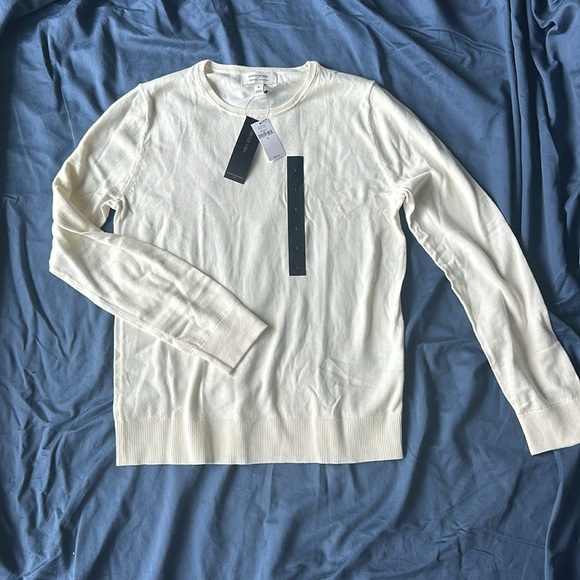 Banana Republic Forever Crew-Neck Sweater - Picture 2 of 4